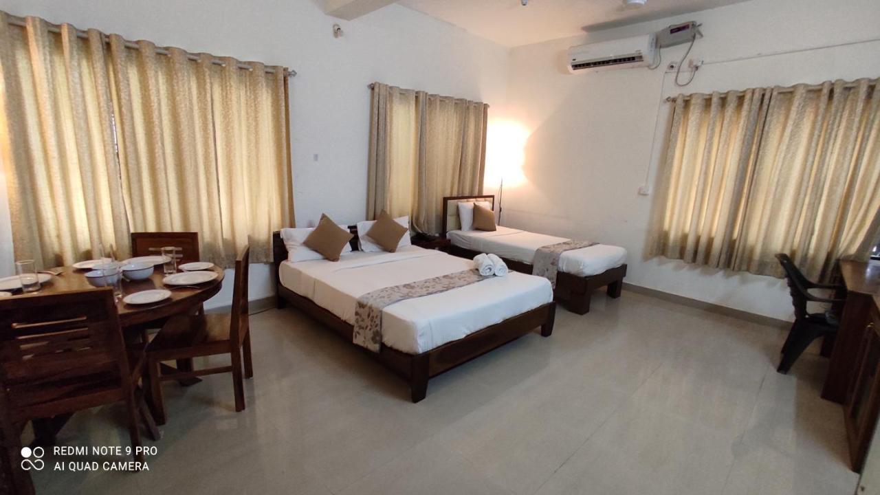 Redstone Villa And Suites Bangalore Eksteriør bilde