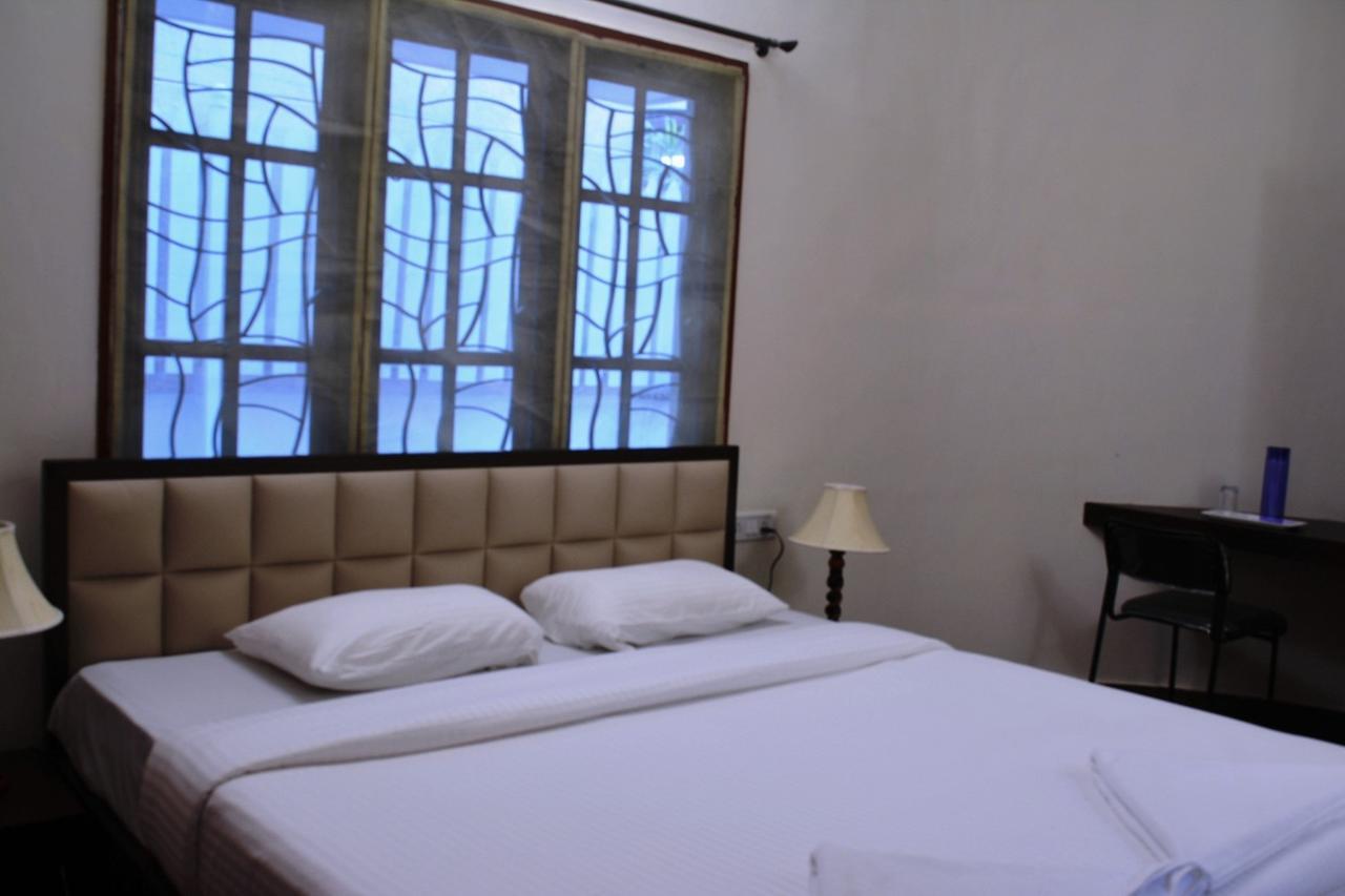 Redstone Villa And Suites Bangalore Eksteriør bilde