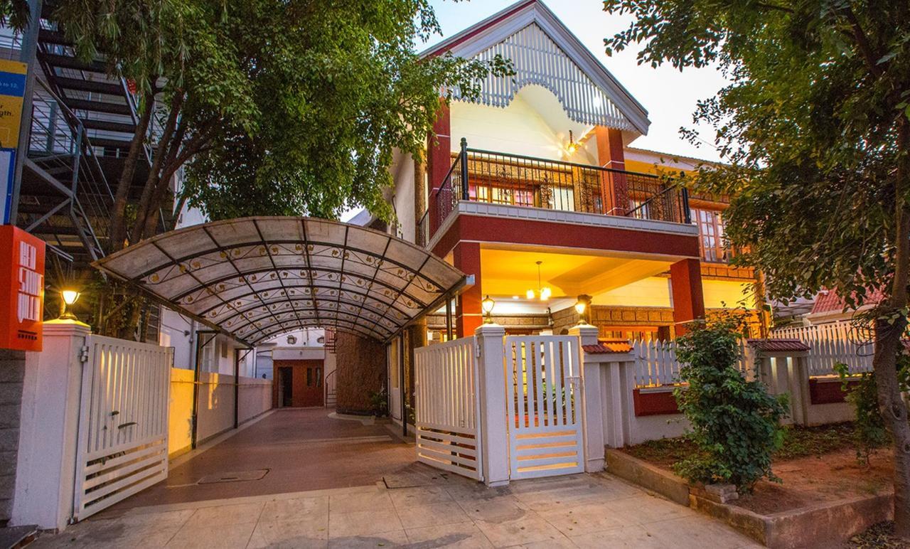 Redstone Villa And Suites Bangalore Eksteriør bilde